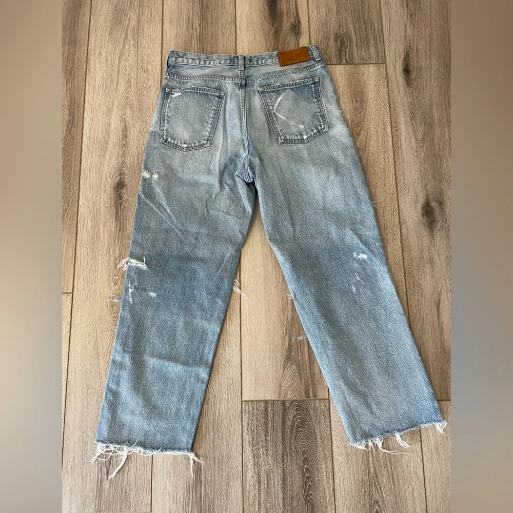 Moussy Vintage Japanese Denim Distressed Jeans
Size 29 High Rise Straight - Picture 2 of 9